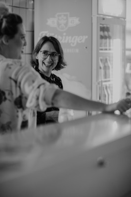  Jennifer Marke Business Portrait